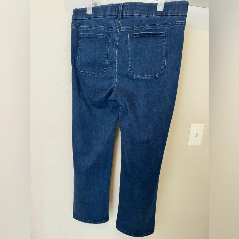 NYDJ stretchy Waist Match size M jeans - Picture 5 of 6